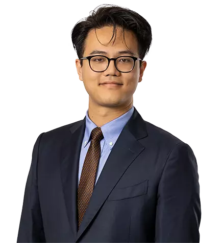 Robert  Zhu
